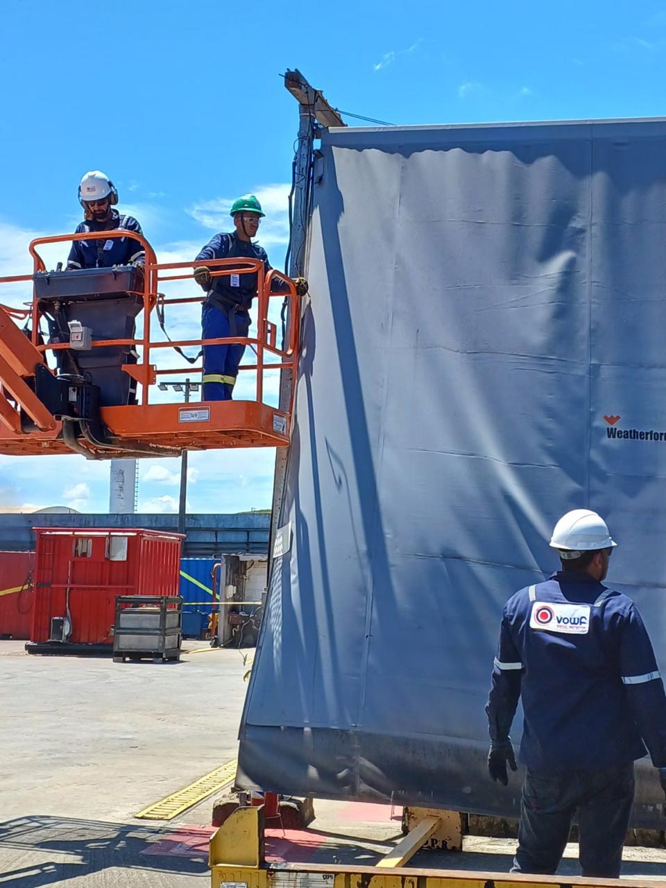 Proteção Vowf para equipamento industrial